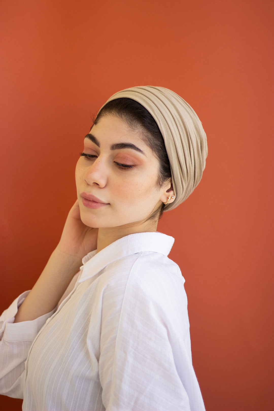 Dark beige “cotton” turban