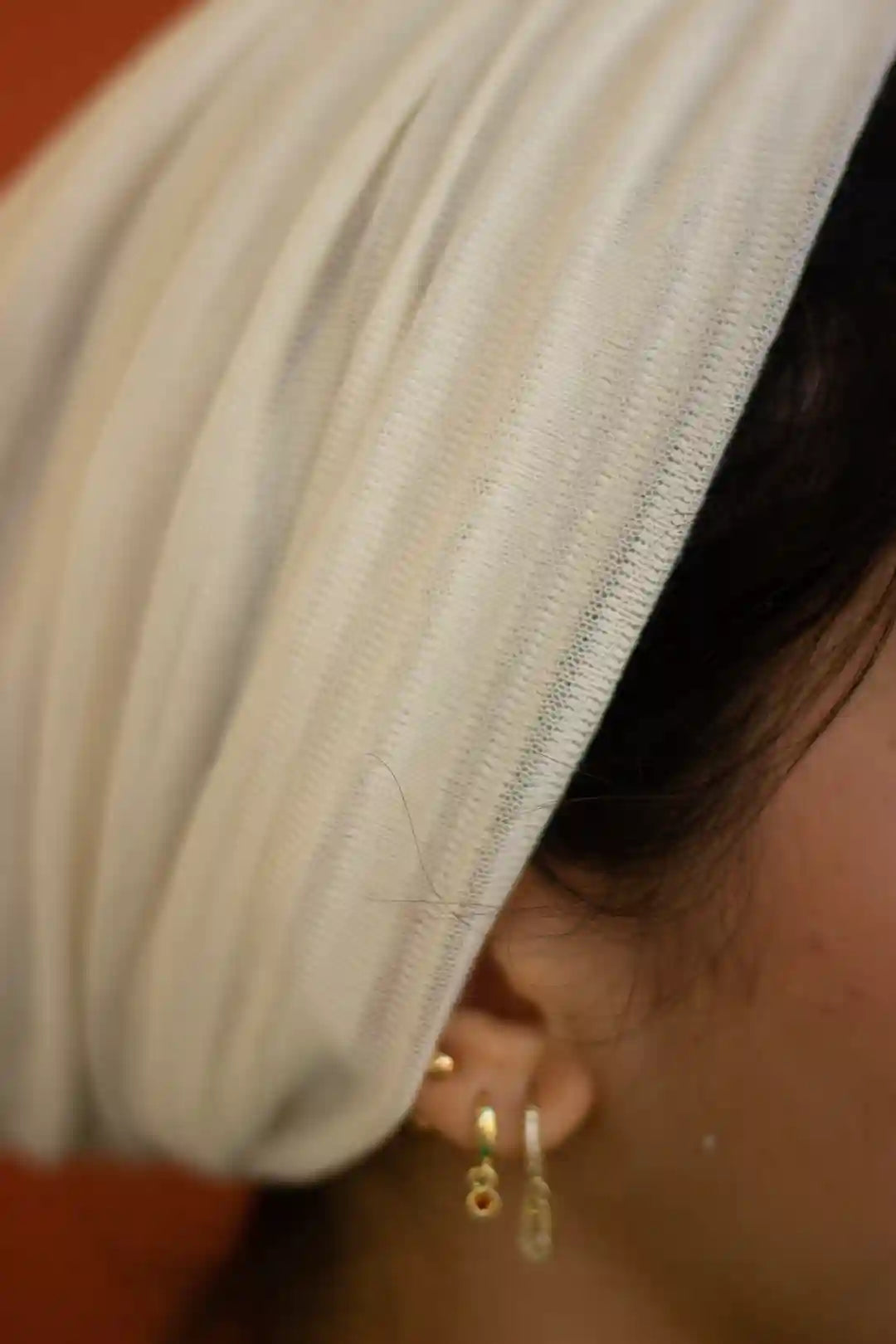 Beige “mesh” turban